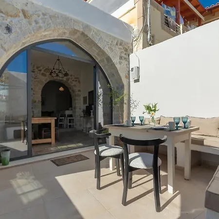 Stonehouse South Crete 펜션 *